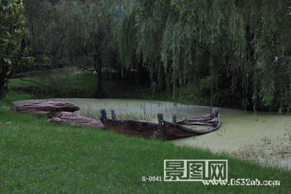 青岛中山公园人工造景沉舟