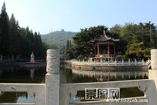青岛湛山寺--兰亭,白玉观音菩萨