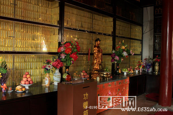 青岛湛山寺左功德堂
