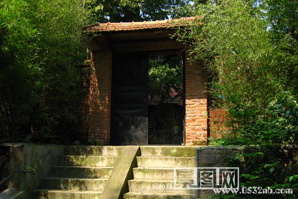 青岛荒草庵风景-荒草庵正门