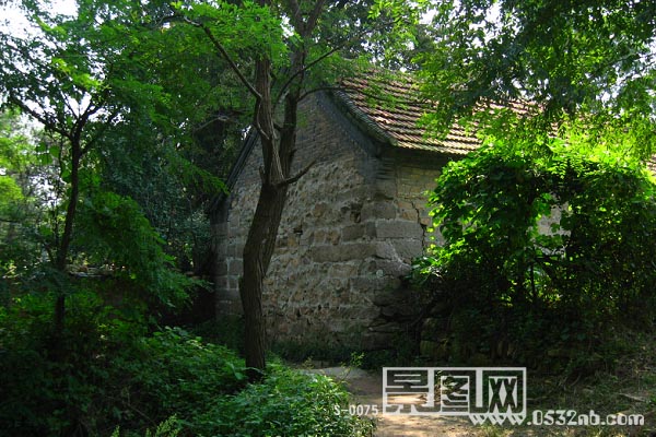 青岛荒草庵风景-后院